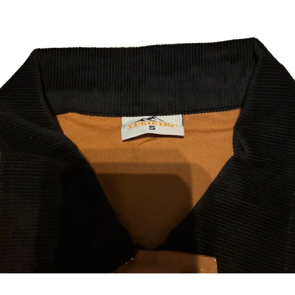 YUKIRTIQ Mens Outdoor Work Utility Vest Size S Brown Reflective Multi Pocket NWT